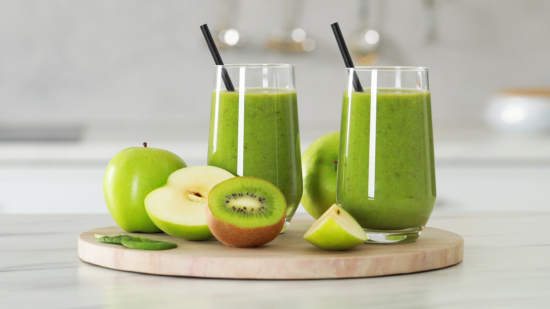 Detox Green and Avocado Smoothie