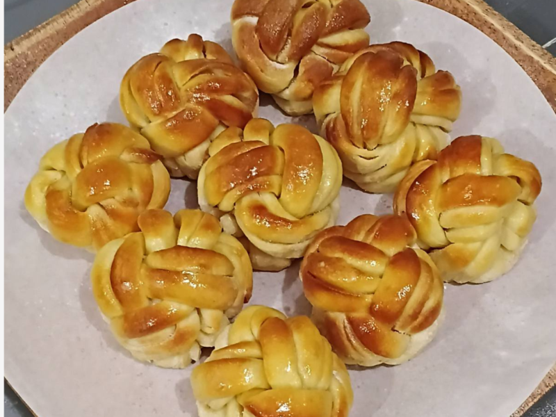 Vanilla Butter Knots
