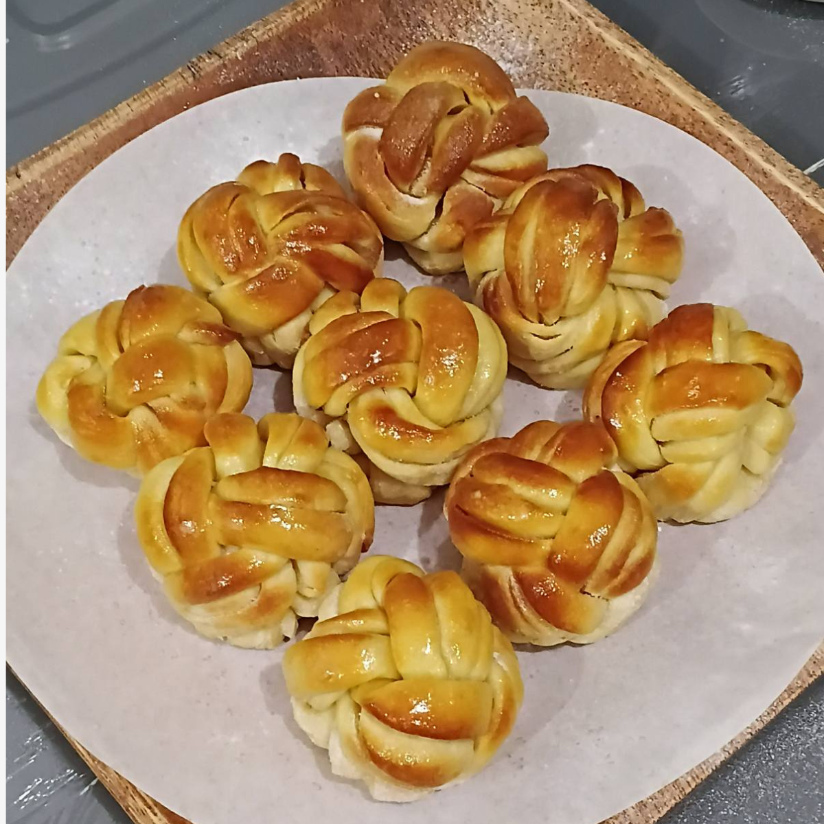 Vanilla Butter Knots